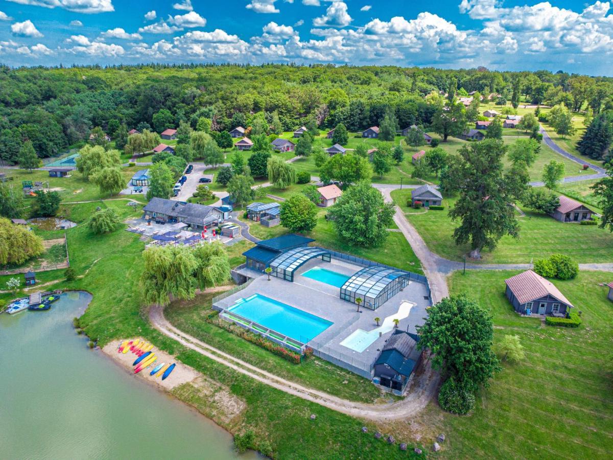 فندق Le Camping Grand Cerf Gimouille المظهر الخارجي الصورة