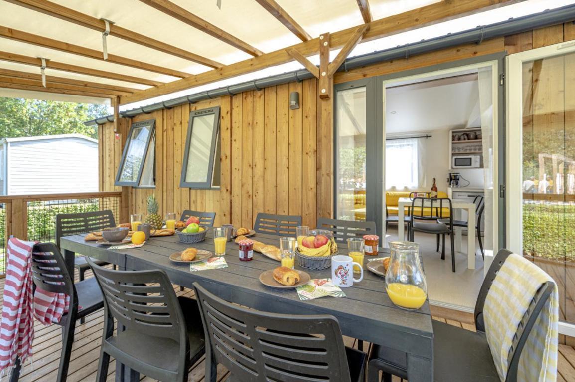 فندق Le Camping Grand Cerf Gimouille المظهر الخارجي الصورة