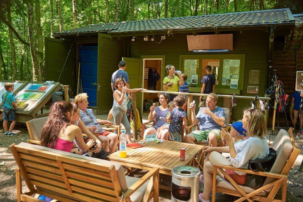 فندق Le Camping Grand Cerf Gimouille المظهر الخارجي الصورة