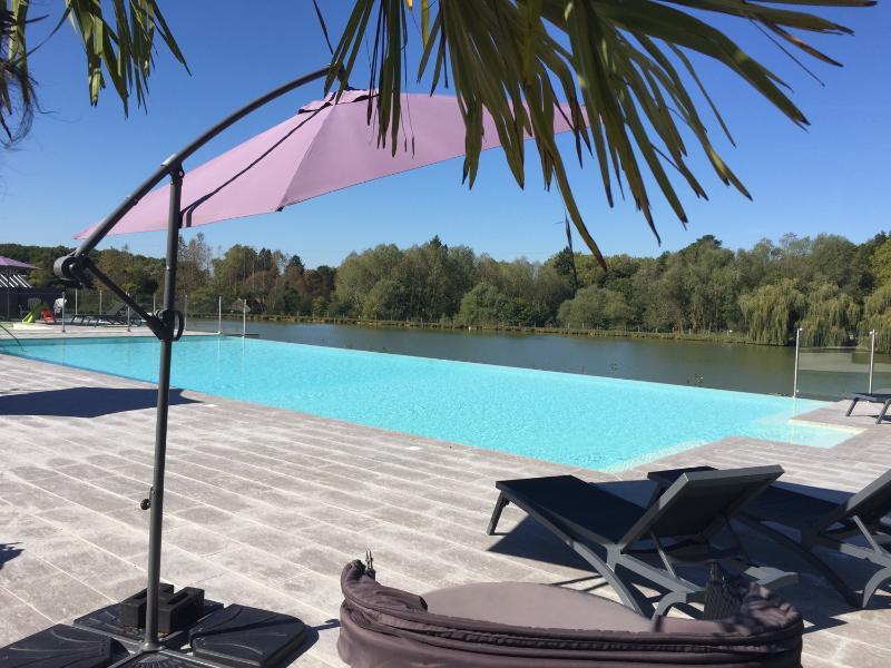 فندق Le Camping Grand Cerf Gimouille المظهر الخارجي الصورة